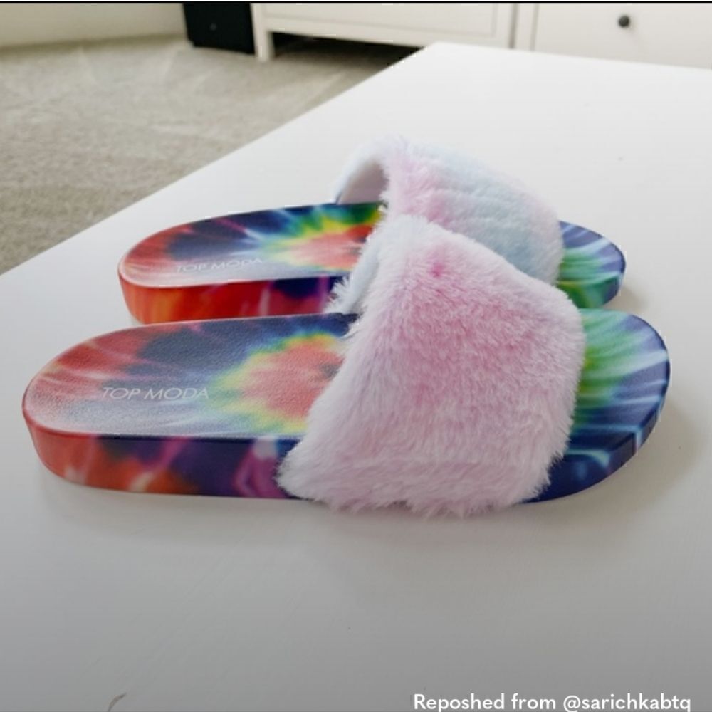 Top Moda Rainbow Plush Slide Sandal Cab-99 - Picture 8 of 8